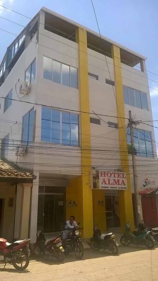Hotel Alma Trinidad Exteriör bild
